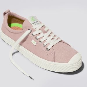 Cariuma Rose Canvas OCA Low Sneakers US 8